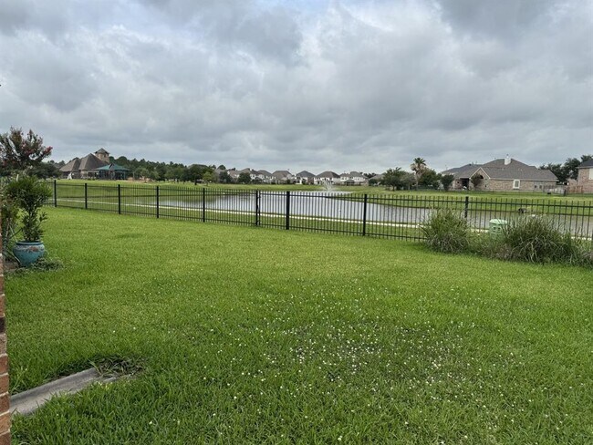 Building Photo - 21511 Avalon Queen Dr