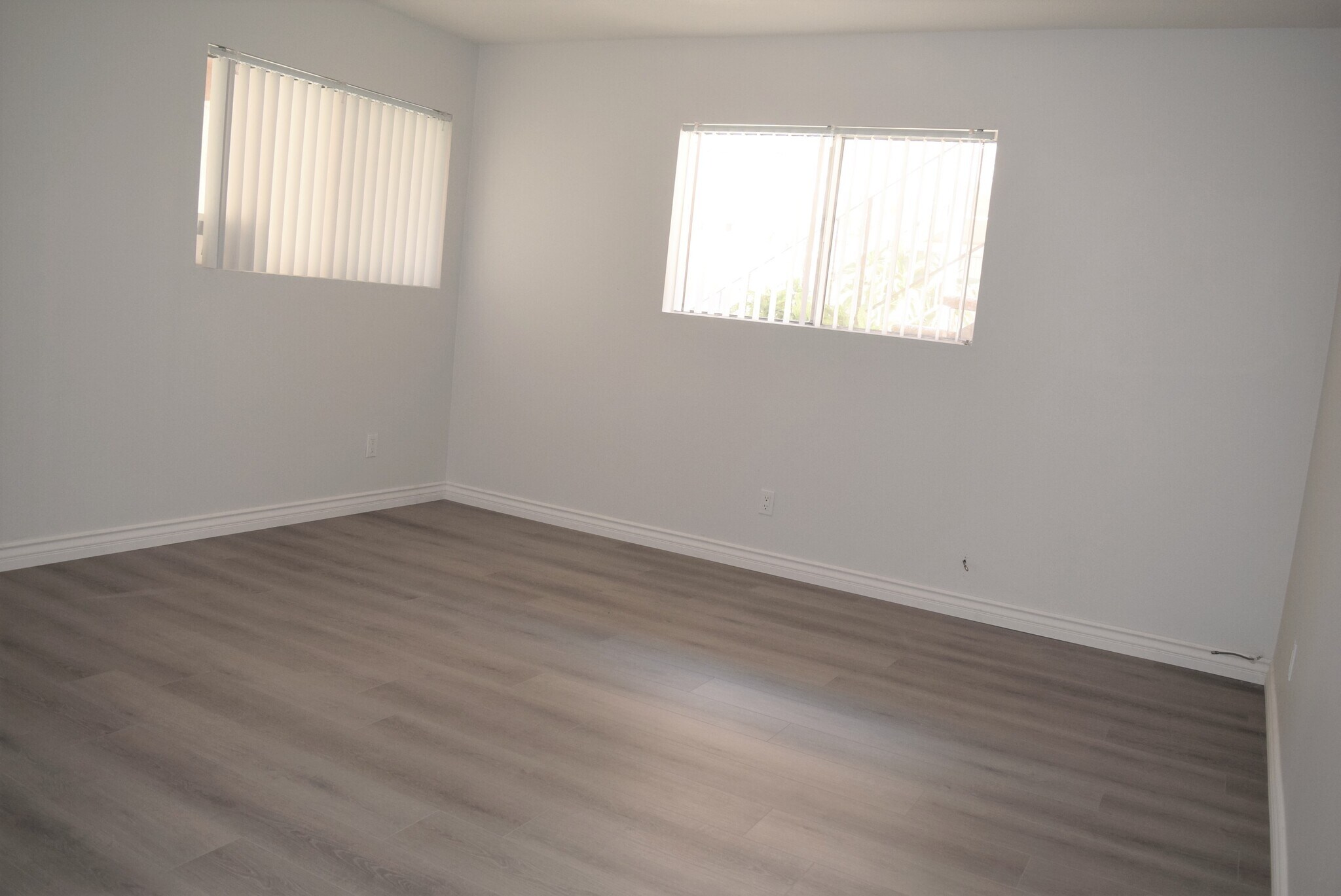Living Room - 16042 Waikiki Ln