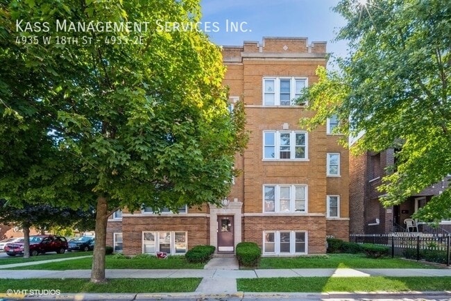 Building Photo - 4935 W 18th St