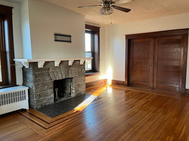 Building Photo - 2251 N 5th St