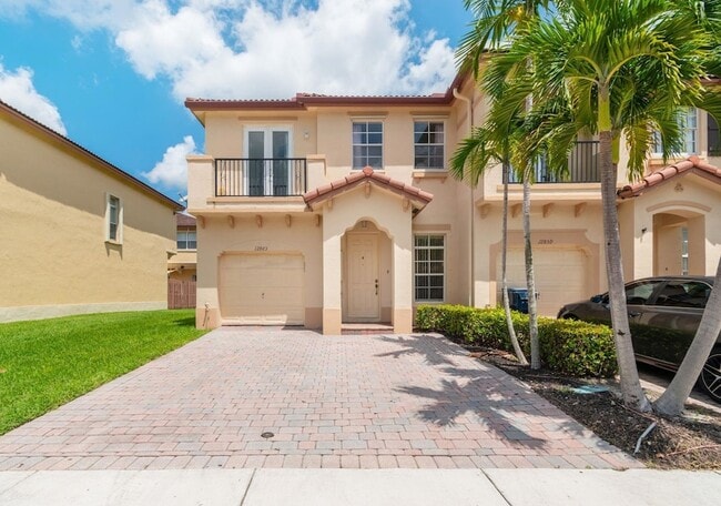 Building Photo - 12863 SW 134th Terrace