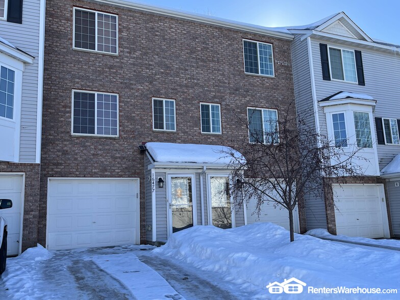 Building Photo - 16477 Timber Crest Dr SE