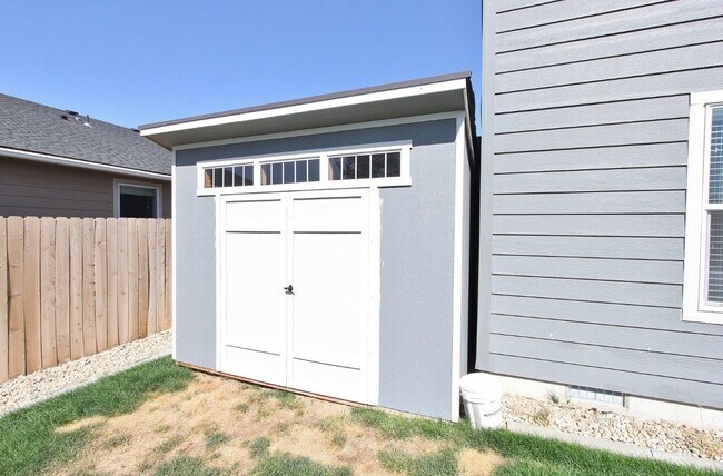 Building Photo - Immaculate Home Nestled in Quiet Neighborhood
