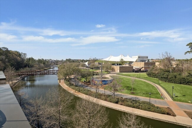 Building Photo - 1 Riva Row