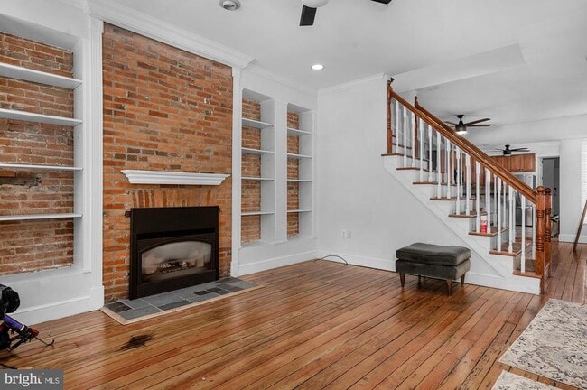 Building Photo - 1329 S Charles St