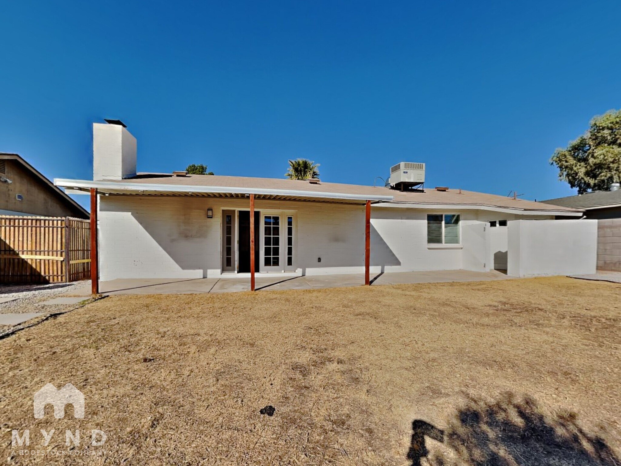 Building Photo - 227 W Kerry Ln