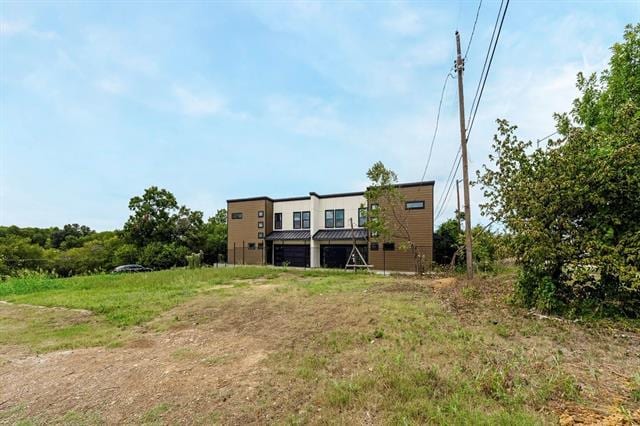 Building Photo - 1116 E Oleander St