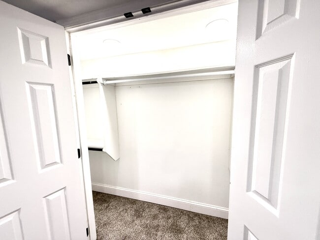 Building Photo - 1222 Hargrove St