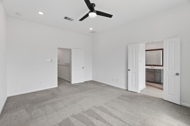 Building Photo - 5634 Amber Brook Ln