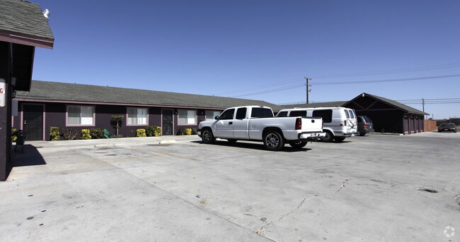 Building Photo - 16194 Sequoia Ave