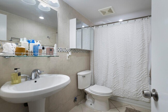 Building Photo - 7757 SW 86th St