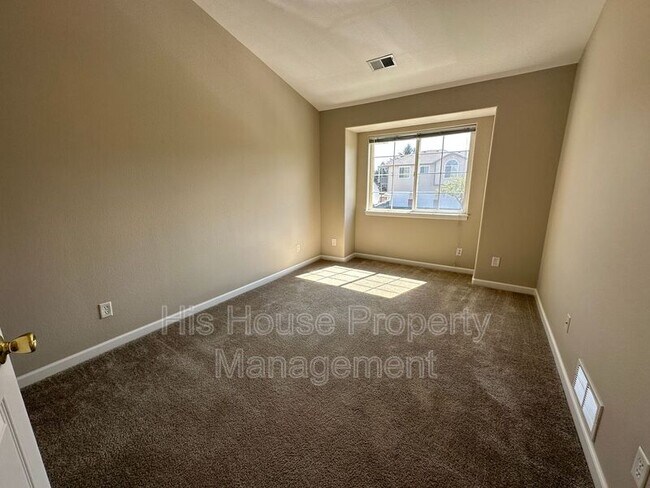 Building Photo - 5151 W 29th St