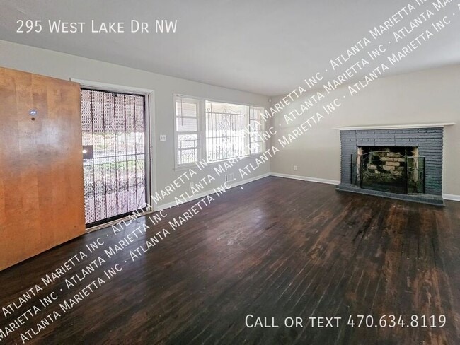 Building Photo - 295 W Lake Dr NW