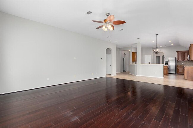 Building Photo - 13039 Golden Water Ct