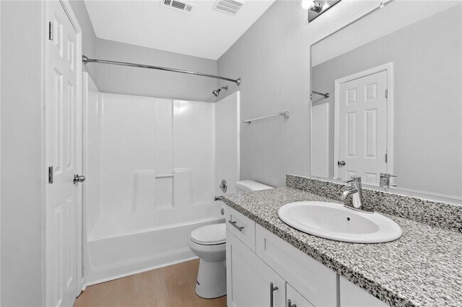 Building Photo - 1373 E Sequoyah Ct