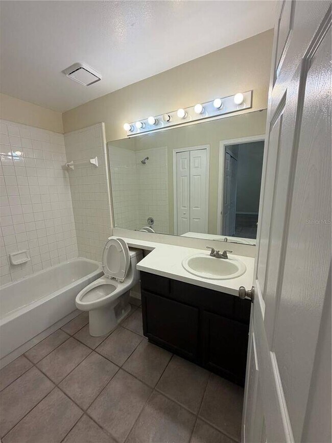 Building Photo - 13829 Timberland Dr