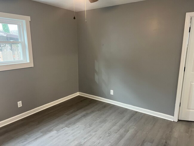 Building Photo - Spacious & Newly Renovated 4-Bedroom Home ...