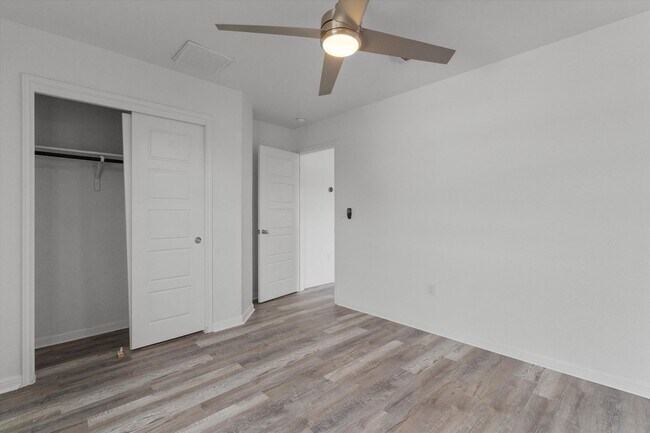 Building Photo - 5804 Loblolly Ln