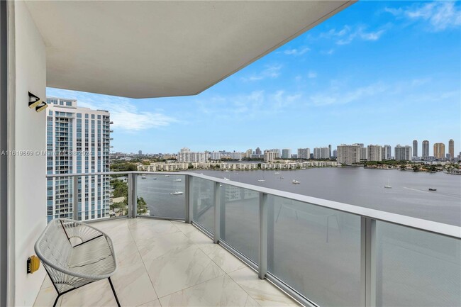 Building Photo - 17111 Biscayne Blvd