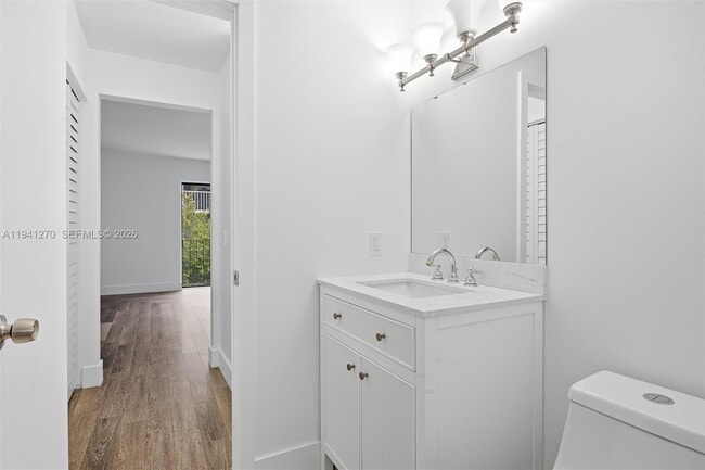 Building Photo - 6850 NW 173rd Dr