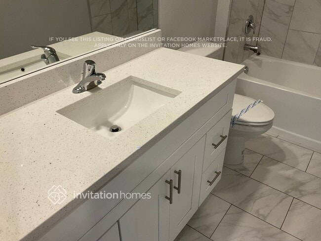 Building Photo - 771 Upland Ave SE