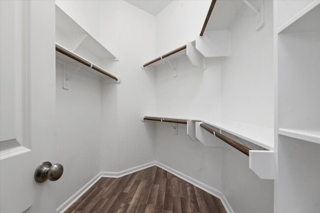 Building Photo - 119 Brock's Ln