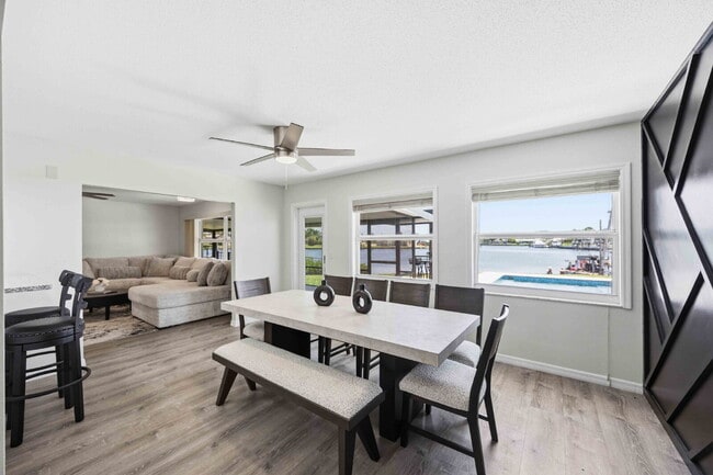 Building Photo - Waterfront beauty in Overbrook Gardens