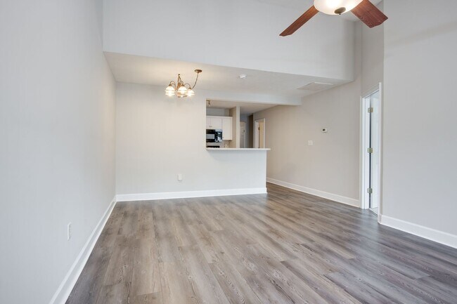 Building Photo - 313 Whitney Pl