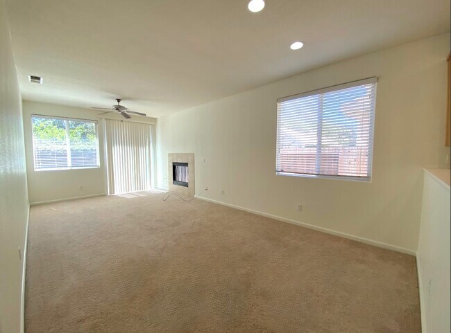 Building Photo - 436 Jacobs Dr