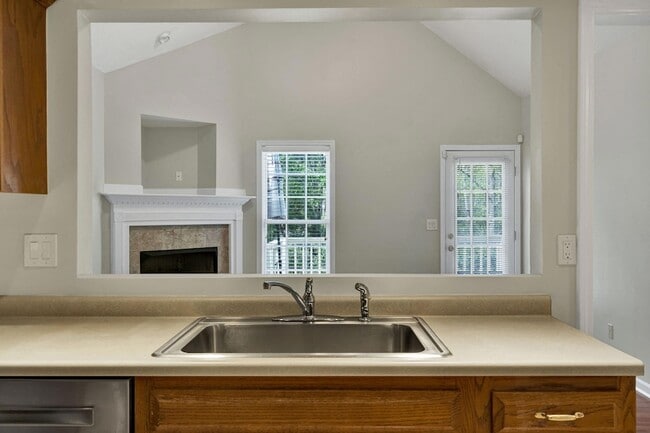 Building Photo - 3064 Igou Crossing Dr