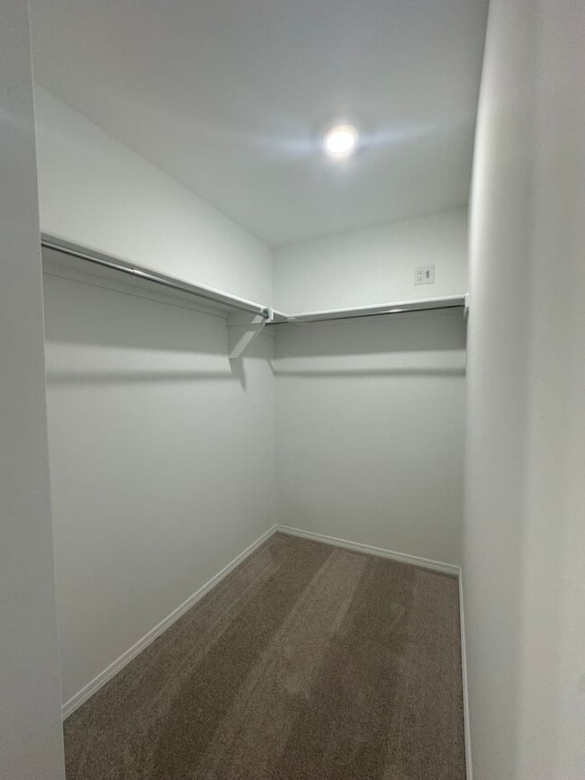 Building Photo - *Newly Built* 3 Bed 2 Bath 2 Car Garage