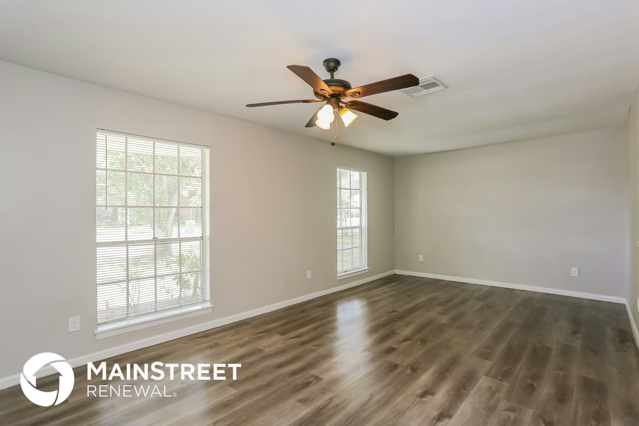 Building Photo - 10402 Sagetree Dr