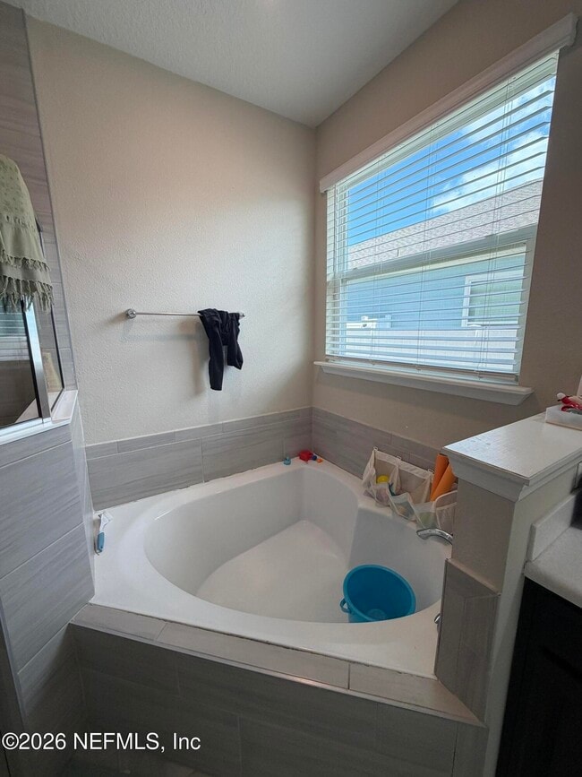 Building Photo - 332 Silver Reef Ln