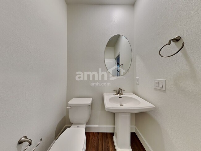 Building Photo - 8110 Inhibition Ct
