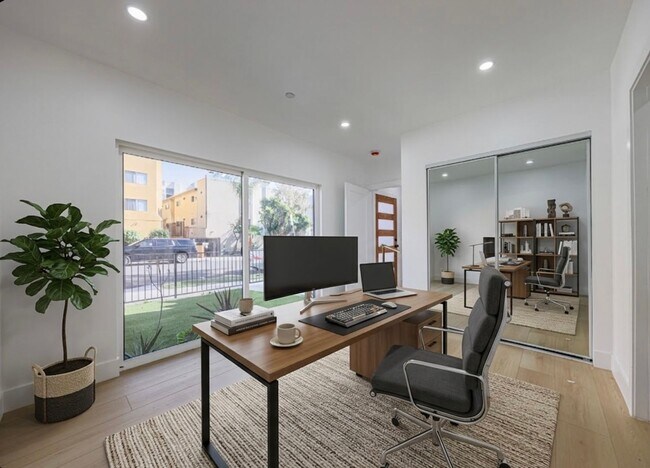 Building Photo - 1237 N Orange Dr