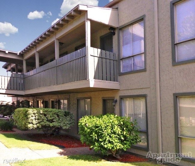 Building Photo - 4022 Montego Dr