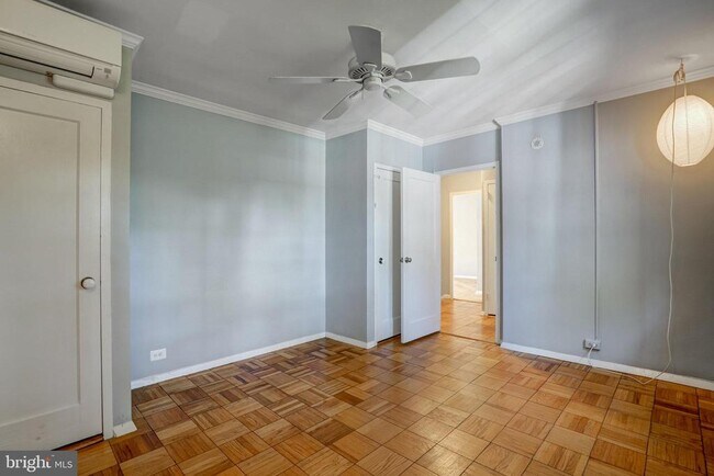Building Photo - 3239 Gunston Rd