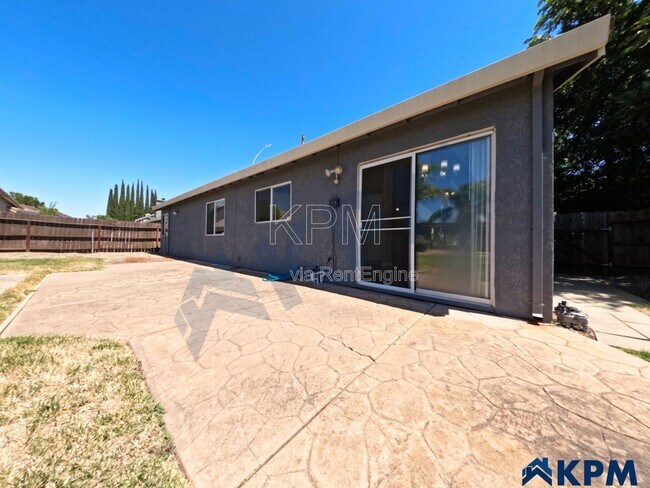 Building Photo - 663 Stoneridge Ct