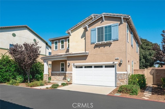 Building Photo - 1406 Girona Dr