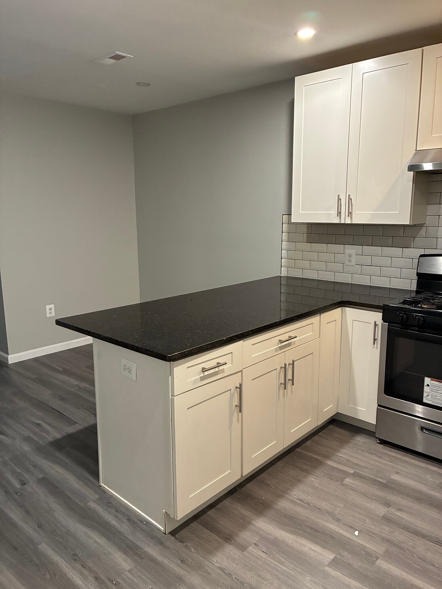 Building Photo - 1709 E St NE