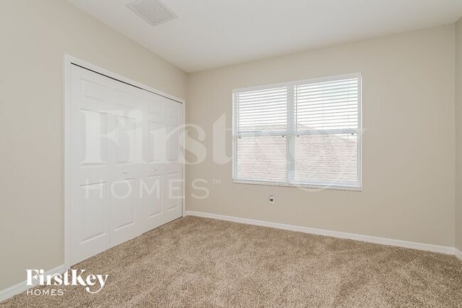 Building Photo - 4545 Rolling Greene Dr