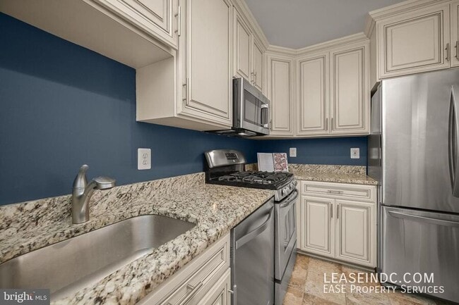 Building Photo - 1245 13th St NW
