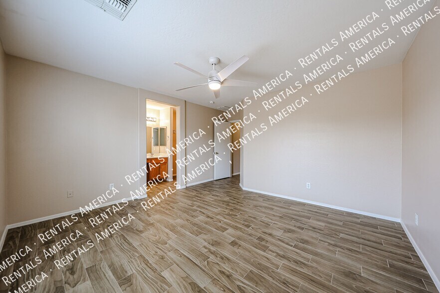 Building Photo - 12905 W Mandalay Ln