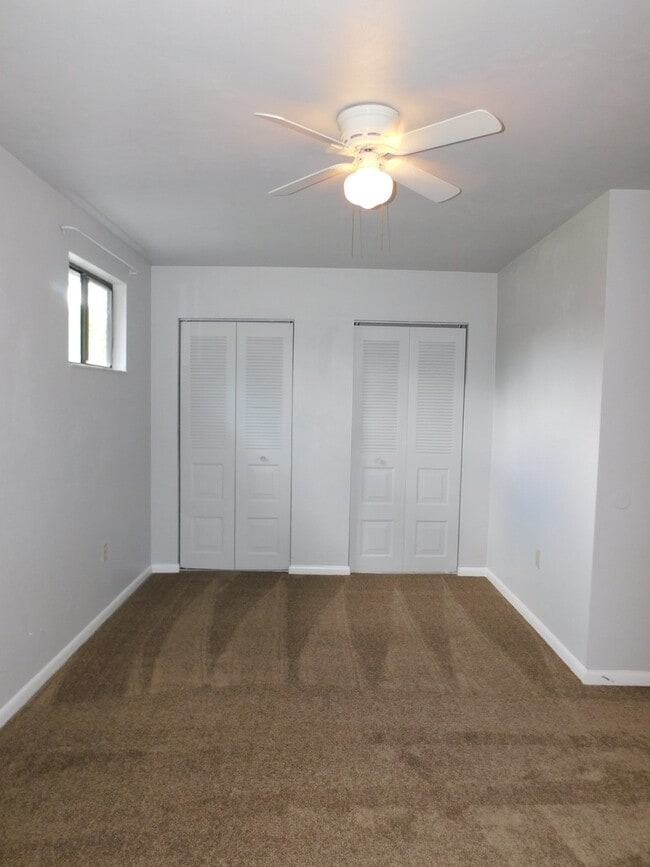 Building Photo - Spacious 2/2 Marchwood townhouse!