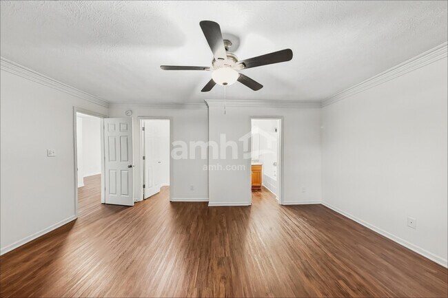 Building Photo - 1273 Audubon Dr