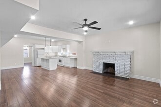 Building Photo - Yandell Units