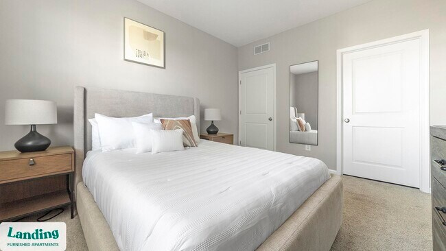 Building Photo - 6460 Chelsea Glen Dr