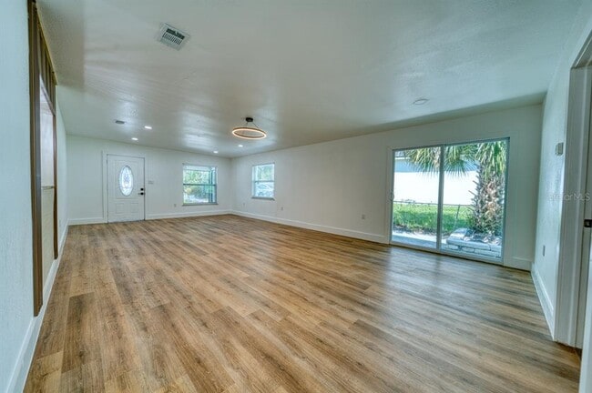 Building Photo - 5405 Old Cheney Hwy