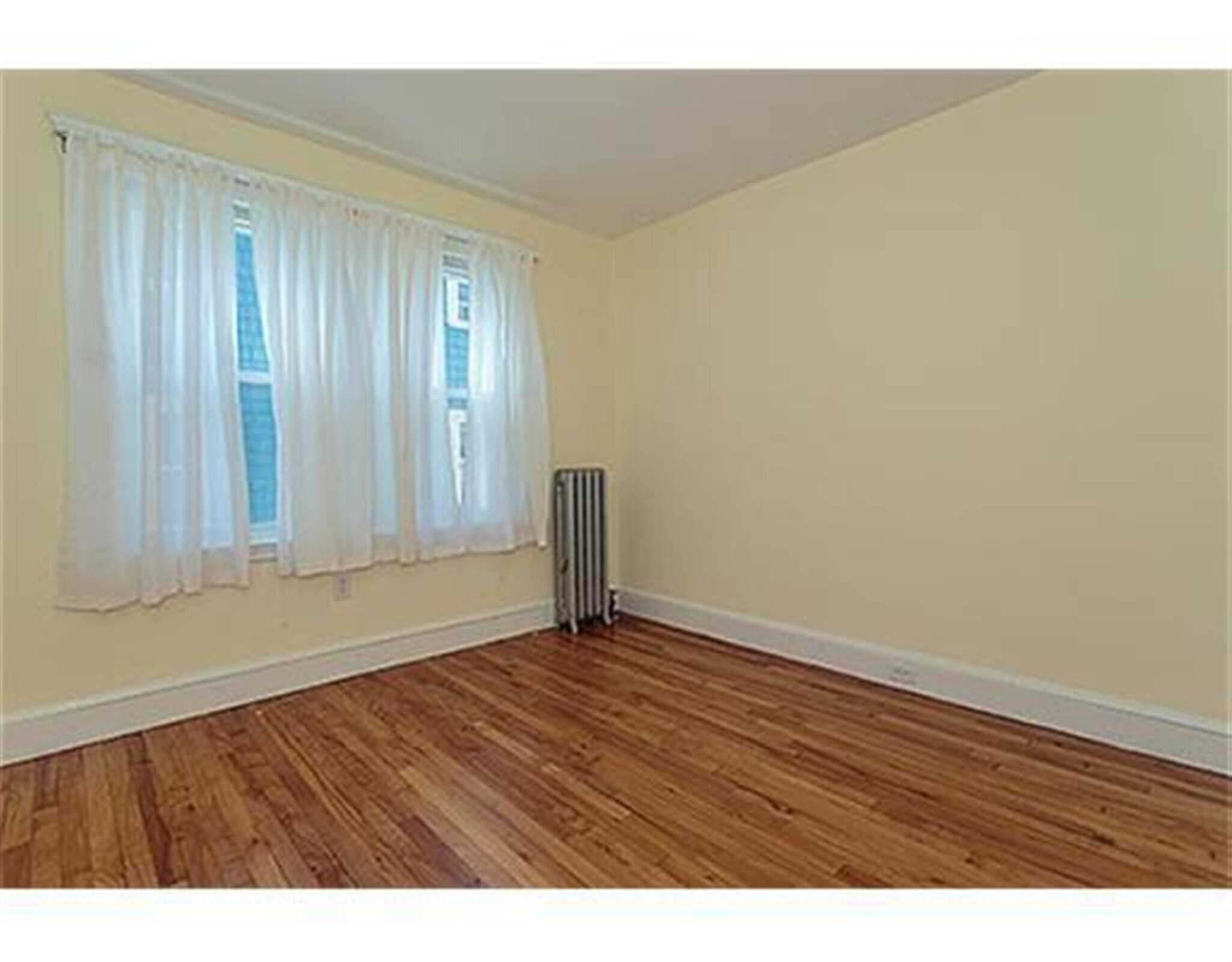 Building Photo - 67 Fairfax St