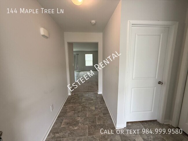 Building Photo - 144 Maple Tree Ln